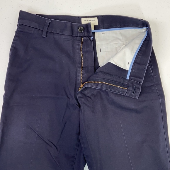 Dockers Straight Fit Dress Pants - Size: 30x32 - Picture 6 of 6